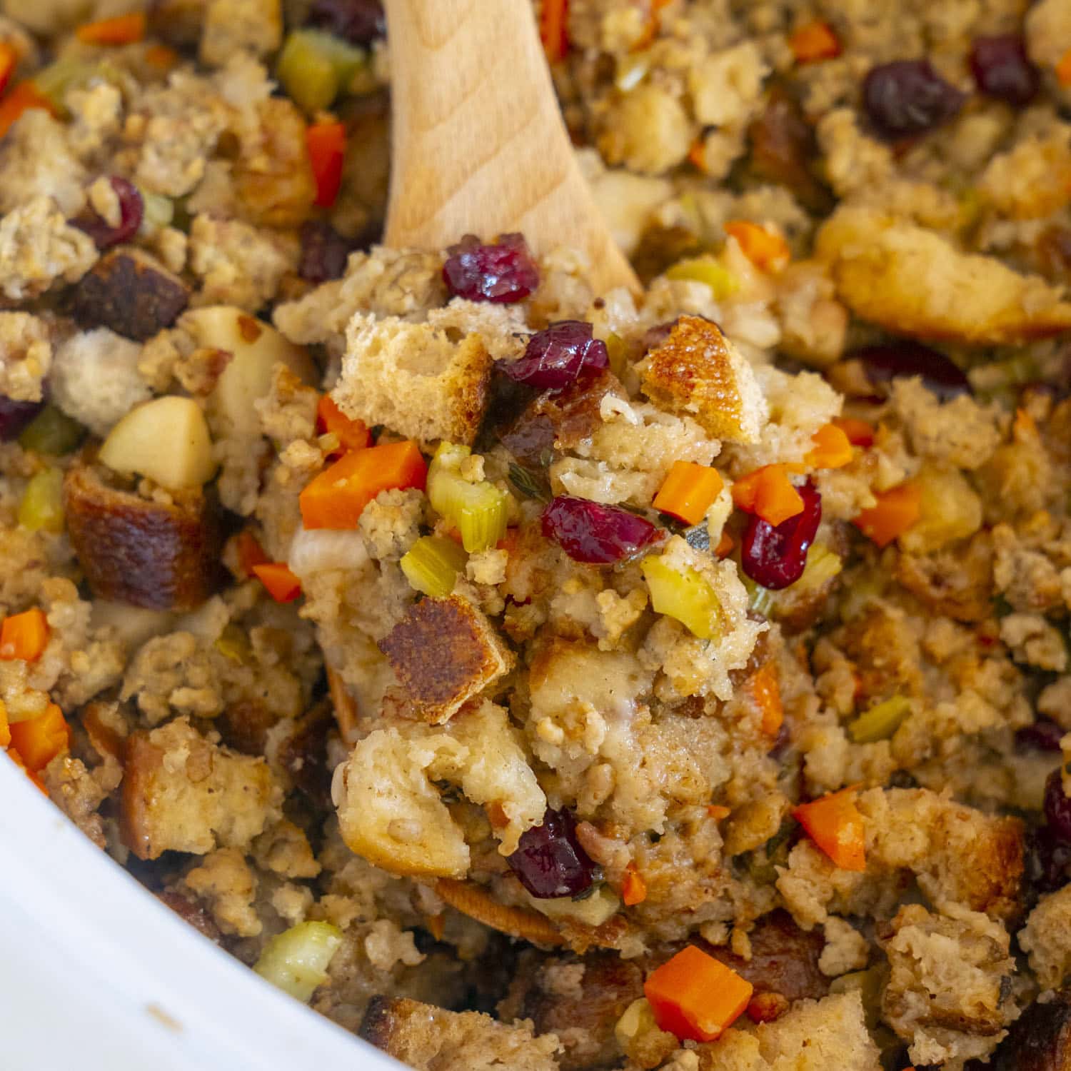 Savory Crockpot Sausage Stuffing: Your Stress-Free Holiday Side